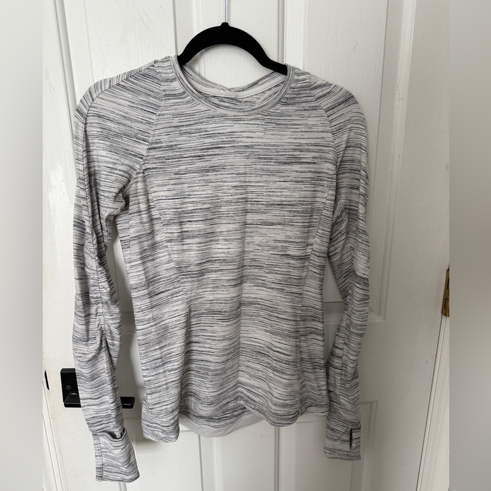 Lululemon Runderful top - Picture 3 of 6